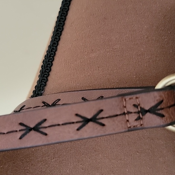 Leather black shoulder bag with bonus pouch with strap - Picture 2 of 10